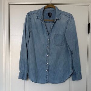 GAP Classic Light Blue Denim Shirt
